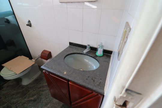 Banheiro de casa para alugar com 3 quartos, 197m² em Veleiros, São Paulo