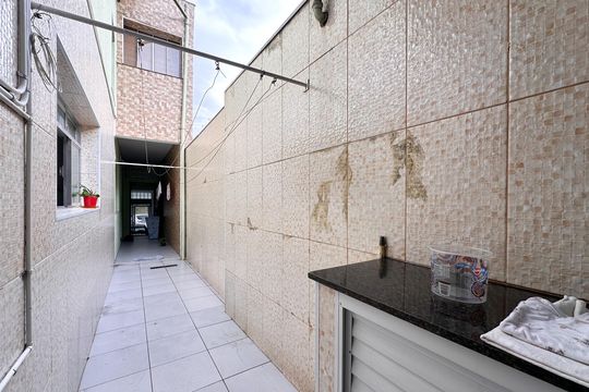 Quintal de casa para alugar com 4 quartos, 140m² em Jardim Beatriz, São Bernardo do Campo