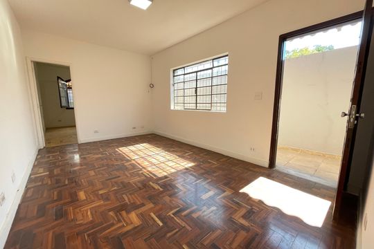 Casa à venda com 2 quartos, 69m² em Jardim Cláudia, São Paulo