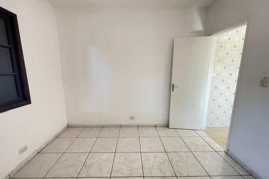 Quarto 2 de casa à venda com 2 quartos, 69m² em Jardim Cláudia, São Paulo