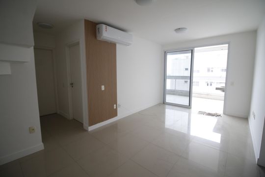 Apartamento para alugar com 4 quartos, 165m² em Barra da Tijuca, Rio de Janeiro
