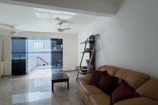 Sala 2 de casa para alugar com 3 quartos, 300m² em Embaré, Santos