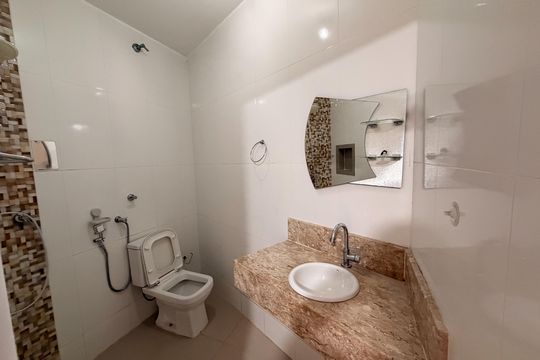 Banheiro da Suíte 2 de casa para alugar com 3 quartos, 100m² em Vila Independencia, Piracicaba