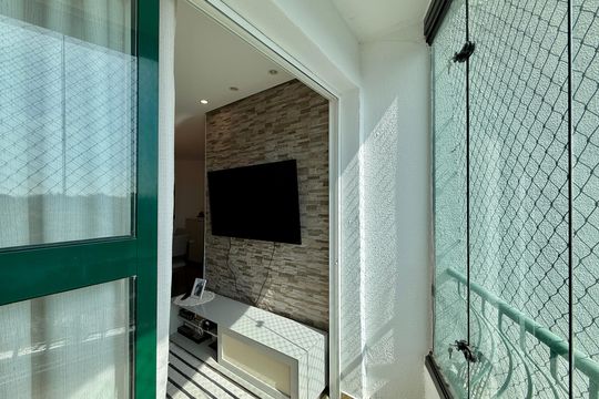 Sacada  de apartamento à venda com 3 quartos, 72m² em Interlagos, São Paulo