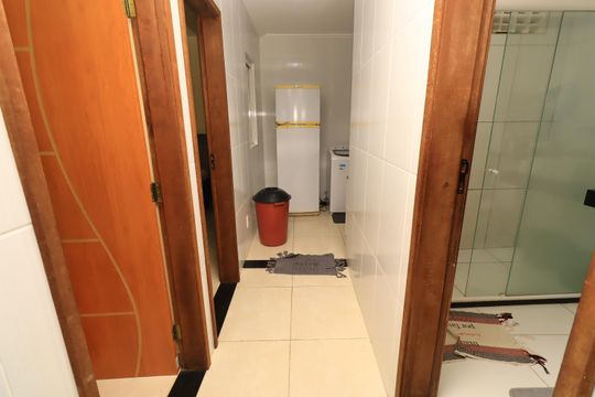 Corredor de casa para alugar com 2 quartos, 90m² em Nova Brasília, Salvador