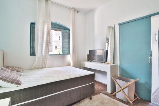 Quarto de apartamento para alugar com 1 quarto, 65m² em Martins, Uberlândia