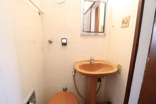 Banheiro de apartamento para alugar com 1 quarto, 65m² em Martins, Uberlândia