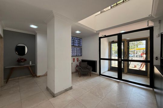 Área comum de kitnet/studio para alugar com 1 quarto, 36m² em República, São Paulo