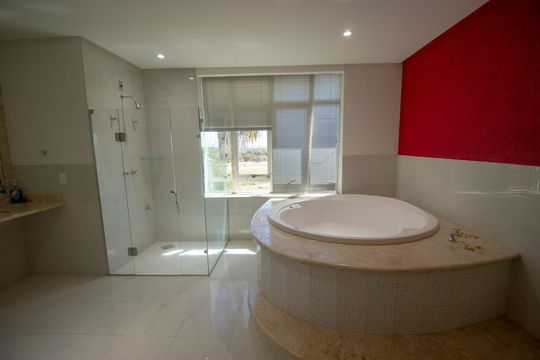 Casa para alugar com 6 quartos, 600m² em Q 24, Brasília