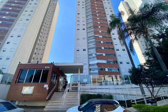 Fachada de apartamento para alugar com 3 quartos, 82m² em Gopouva, Guarulhos