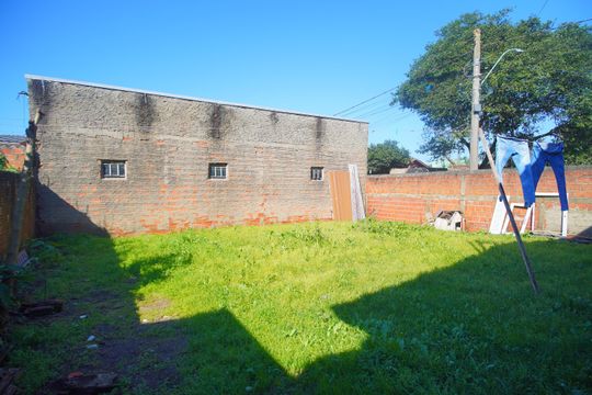 Quintal de casa à venda com 2 quartos, 100m² em Campina, São Leopoldo
