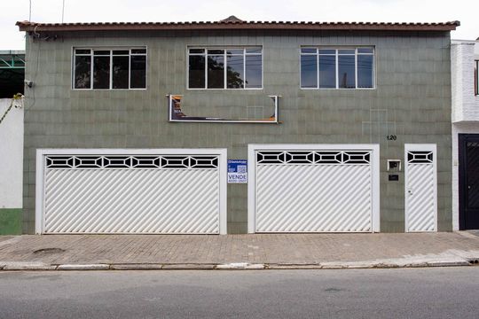 Fachada de casa à venda com 5 quartos, 260m² em Centro, Diadema