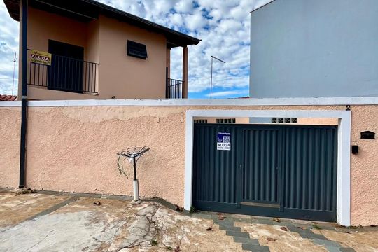 Casa para alugar com 3 quartos, 150m² em Vila Miguel Vicente Cury, Campinas
