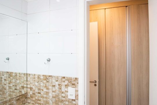 Banheiro da Suíte de apartamento à venda com 3 quartos, 80m² em Centro, Diadema