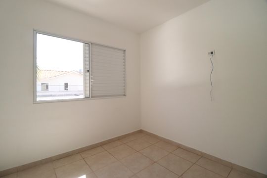 Quarto 2 - Suíte de casa de condomínio para alugar com 3 quartos, 95m² em Morada da Colina, Uberlândia