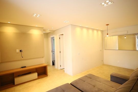 Sala de apartamento à venda com 2 quartos, 77m² em Centro, Osasco