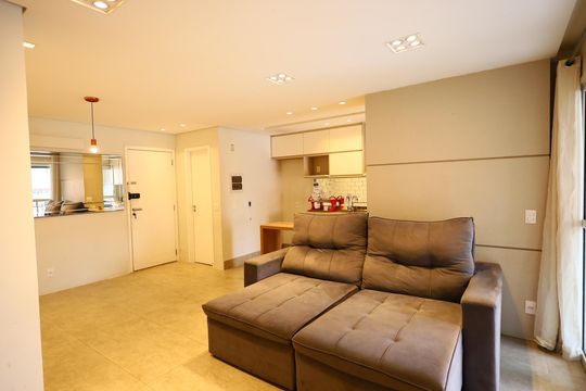 Sala de apartamento à venda com 2 quartos, 77m² em Centro, Osasco