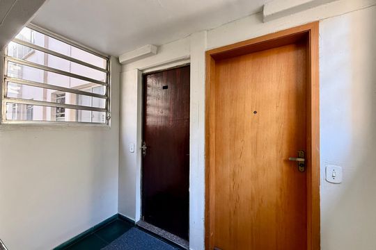 Hall Apartamento de apartamento à venda com 2 quartos, 50m² em Jardim Novo Santo Amaro, São Paulo
