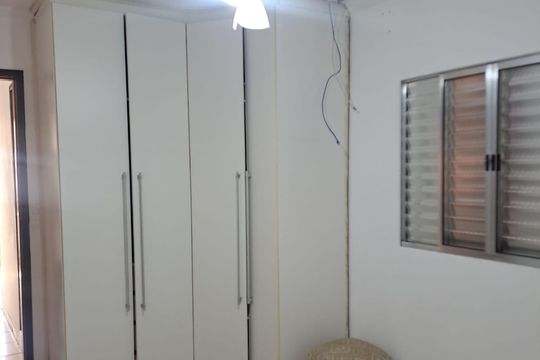 Quarto de casa para alugar com 3 quartos, 100m² em Vila Taquari, São Paulo