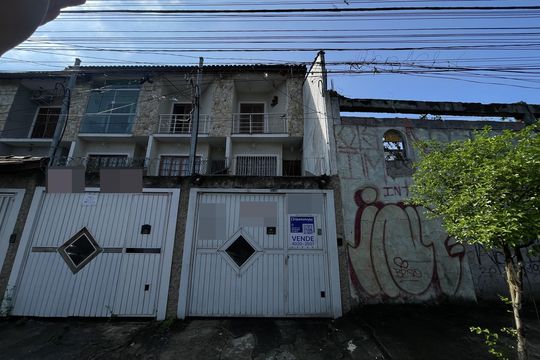 Fachada+Placa de casa à venda com 3 quartos, 147m² em Jardim Taquari, São Paulo