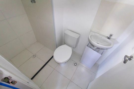 Banheiro de apartamento para alugar com 2 quartos, 36m² em Jardim Danfer, São Paulo
