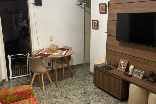 Sala de apartamento para alugar com 2 quartos, 52m² em Vila Isabel, Rio de Janeiro