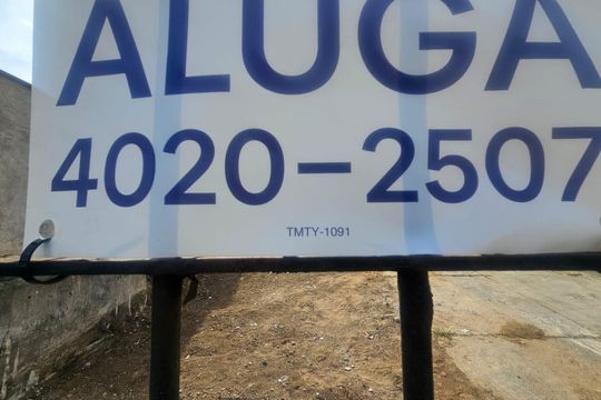 Placa de casa para alugar com 1 quarto, 120m² em Vila Esperança, São Paulo