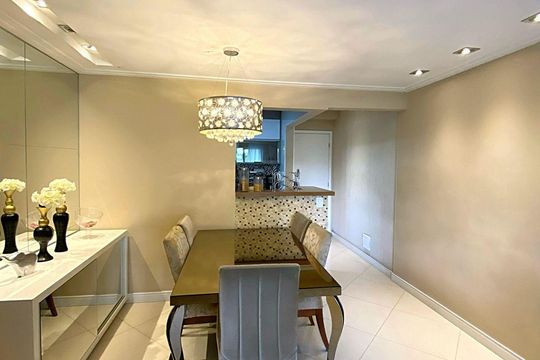 Sala de apartamento à venda com 3 quartos, 81m² em Vila Cruz das Almas, São Paulo