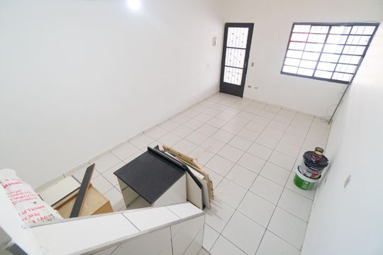 Sala de casa à venda com 2 quartos, 150m² em Vila do Encontro, São Paulo