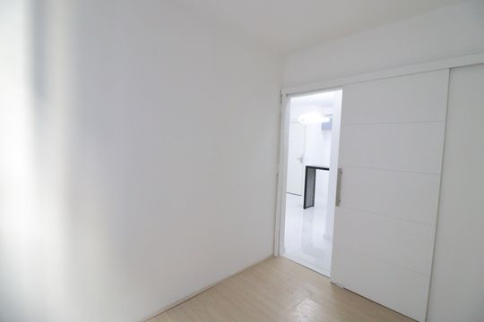 Quarto de apartamento para alugar com 2 quartos, 49m² em Usina Piratininga, São Paulo