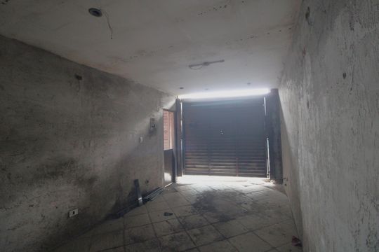Garagem de casa à venda com 6 quartos, 125m² em Vila Natal, São Paulo
