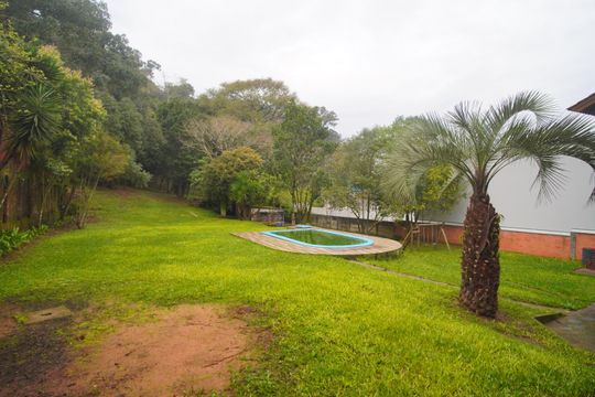 Quintal de casa para alugar com 6 quartos, 500m² em Freitas, Sapucaia do Sul