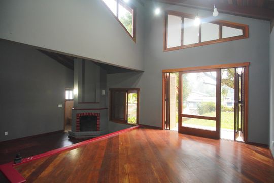 Casa para alugar com 6 quartos, 500m² em Freitas, Sapucaia do Sul