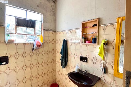 Banheiro de casa à venda com 2 quartos, 128m² em Parque Industrial, Campinas