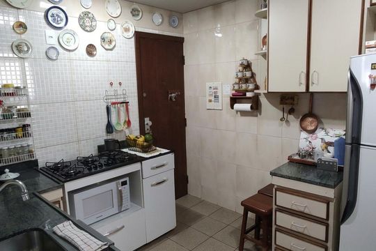 Cozinha de apartamento para alugar com 3 quartos, 150m² em Gutierrez, Belo Horizonte