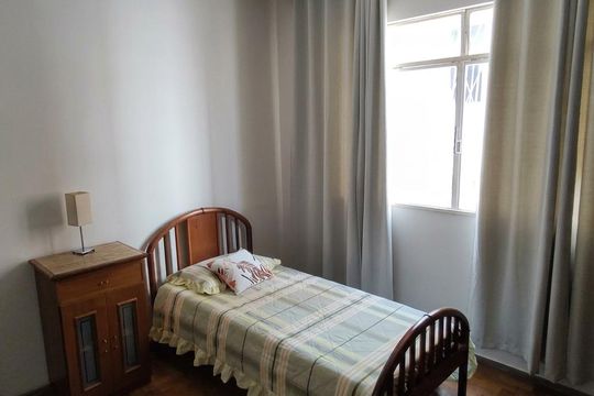 Quarto de apartamento para alugar com 3 quartos, 150m² em Gutierrez, Belo Horizonte