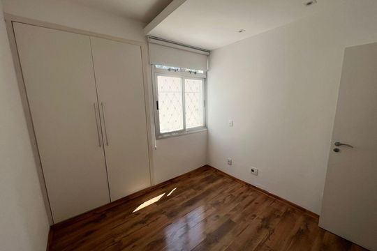 Quarto de apartamento para alugar com 3 quartos, 200m² em Sion, Belo Horizonte