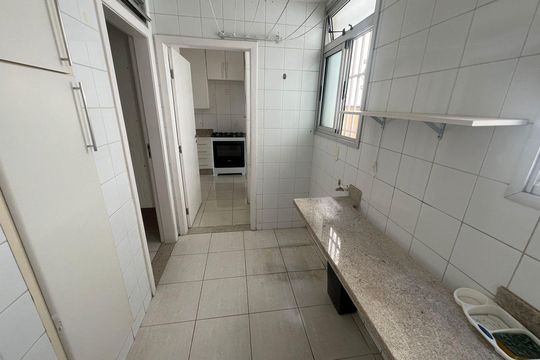 Área de serviço de apartamento para alugar com 3 quartos, 200m² em Sion, Belo Horizonte