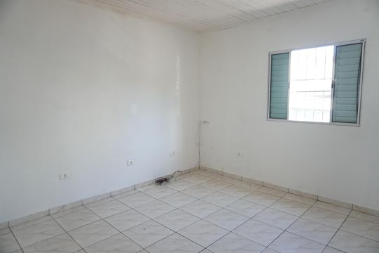 Casa para alugar com 2 quartos, 100m² em Conjunto Residencial José Bonifácio, São Paulo