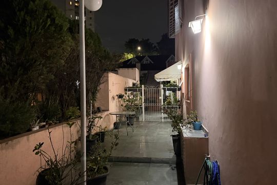 Casa de Condomínio para alugar com 3 quartos, 140m² em Parque Maria Helena, São Paulo
