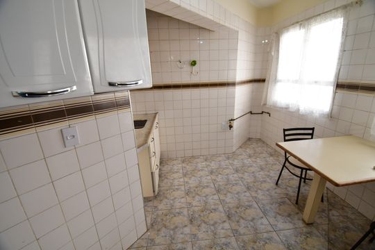 Cozinha de apartamento à venda com 1 quarto, 58m² em Centro, Campinas