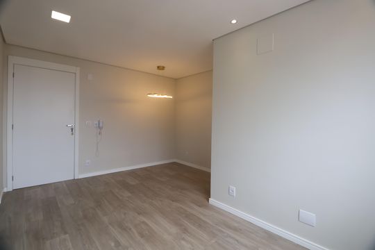 Sala de apartamento à venda com 2 quartos, 50m² em Harmonia, Canoas