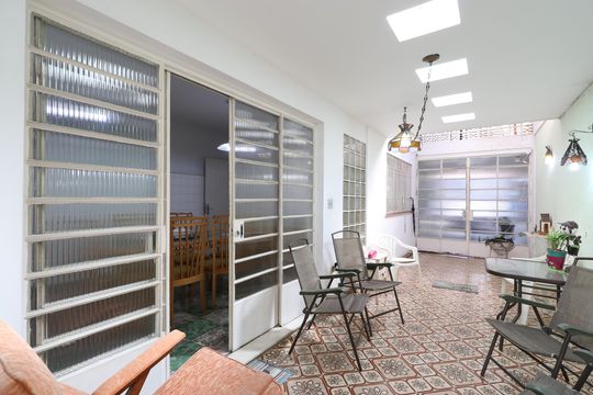Jardim de inverno  de casa à venda com 4 quartos, 240m² em Barra Funda, São Paulo