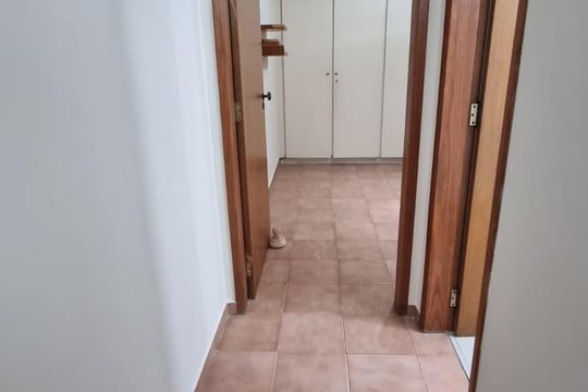 Corredor de apartamento para alugar com 1 quarto, 51m² em Água Branca, São Paulo