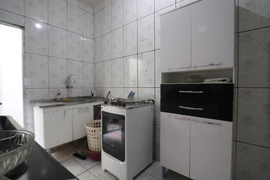 Cozinha de casa para alugar com 2 quartos, 55m² em Aricanduva, São Paulo