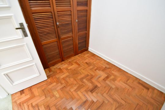Quarto de Serviço de apartamento à venda com 3 quartos, 144m² em Centro, Campinas