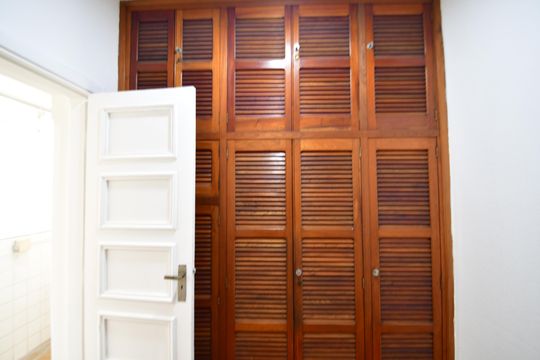 Quarto de Serviço de apartamento à venda com 3 quartos, 144m² em Centro, Campinas