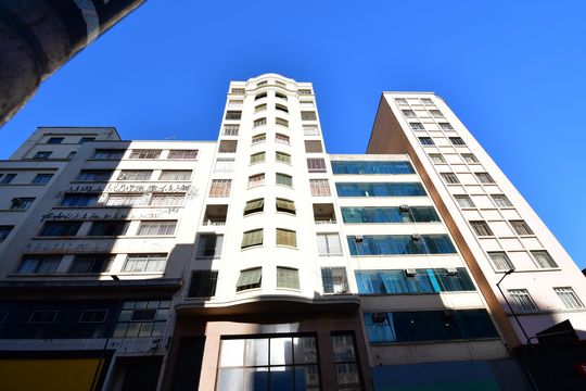 Fachada do Prédio de apartamento à venda com 3 quartos, 144m² em Centro, Campinas