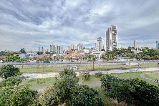 Vista da Sala de apartamento para alugar com 2 quartos, 36m² em Vila Esperança, São Paulo