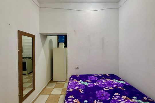 Sala/Quarto de casa para alugar com 1 quarto, 25m² em Campo Belo, São Paulo